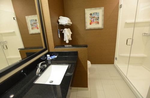 Bowling Green Hotel | Fairfield Inn & Suites Bowling Green