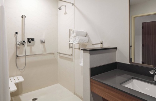 New Albany Hotel | Fairfield Inn & Suites by Marriott Louisville New Albany IN