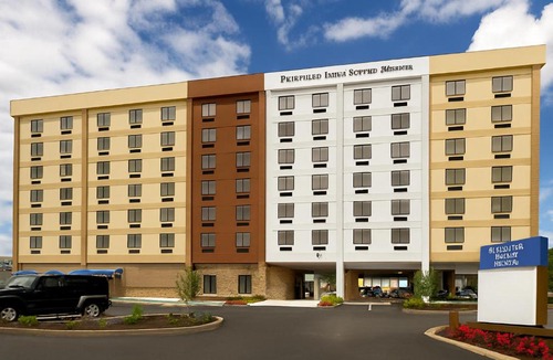 Alexandria West Hotel | Fairfield Inn & Suites by Marriott Alexandria West/Mark Center