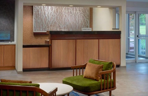 Ballenger Creek Hotel | Fairfield Inn & Suites by Marriott Frederick