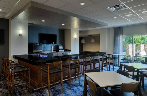 Columbus Hotel | Fairfield Inn & Suites by Marriott Columbus Airport