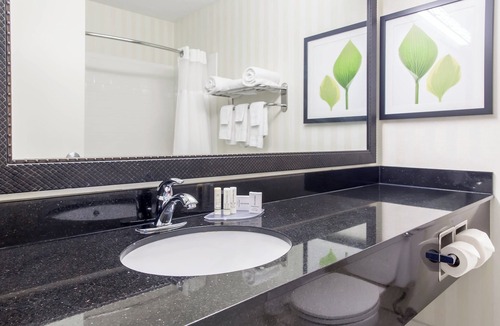 Canton Hotel | Fairfield Inn & Suites by Marriott Canton