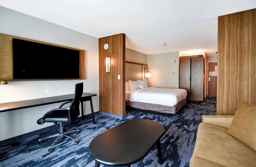 Plymouth Hotel | Fairfield Inn & Suites by Marriott Plymouth
