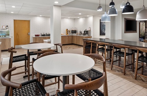 Reynoldsburg Hotel | Fairfield Inn & Suites Columbus East