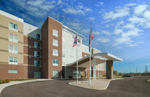 Summit Station Hotel | Fairfield Inn & Suites Columbus New Albany