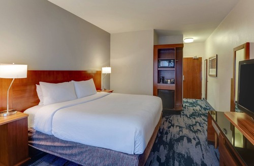 Fort Worth Hotel | Fairfield Inn & Suites Fort Worth I-30 West near NAS JRB