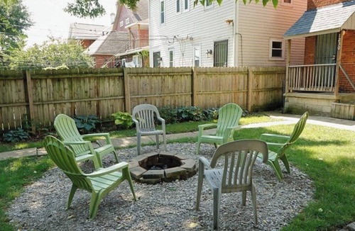 Weinland Park House | Fairground/OSU + K9s Welcome | Family Friendly