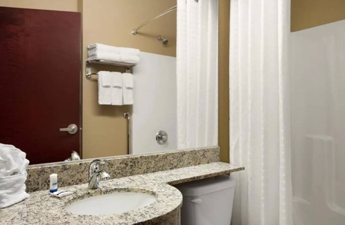 White Hall Hotel | Fairmont Find: Budget-friendly Room With Free Breakfast and Free Parking