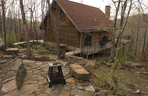 Compton Cabin | Family Cabin Vacation Getaway with Waterfall Views in Northwest Arkansas
