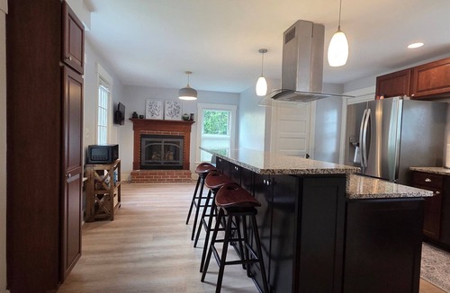 Keene House | Family-Friendly 3BR Historic Home – Walk to Keene Central Square & Trails!