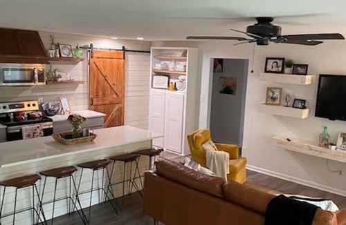 Hayfield Dundee House | Family Friendly Derby City Getaway - minutes from track and festival grounds