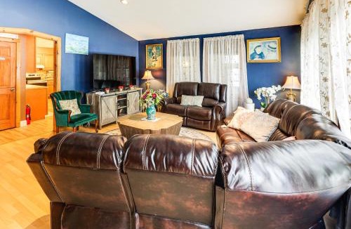 Crystal House | Family-Friendly Home w/Furnish Patio in Crystal!