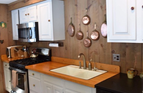 Jackson House | Family-Friendly Mountain View Home