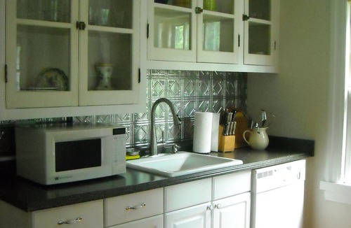 New London House | Family-friendly, quiet 3-bedroom 1930's home near beaches, colleges, USCGA, etc.