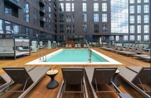 Shawmut Apartment | Family Friendly South End Suite