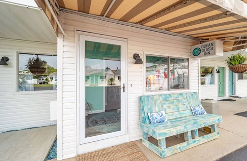 Rehoboth Beach Hotel | Family Friendly Stay w/Kitchen | Ocean Glass Inn | Free Parking & B'fast