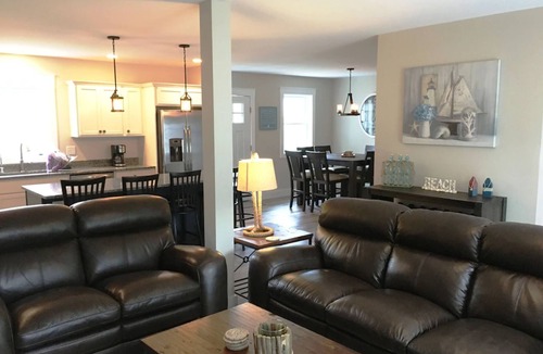 York Beach House | Fantastic 5 Bedroom Home Just 5 Minute Walk To The Beach