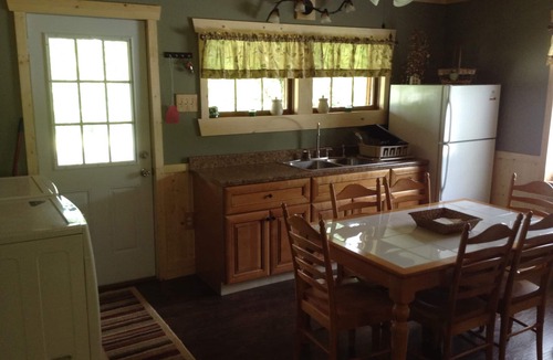 Hico Cabin | Fern Creek Cabins @ New River Gorge, Secluded, White Water, Hiking, Hot Tub.