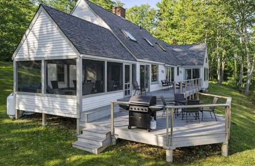 Mac Mahan House | Ferndale House; Woods and Water Views
