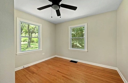 Raytown House | MAJOR INTERNATIONAL SPORTING EVENT Neat Nest