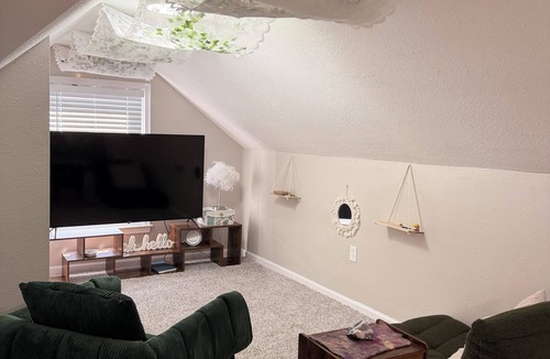 Raytown House | MAJOR INTERNATIONAL SPORTING EVENT Neat Nest