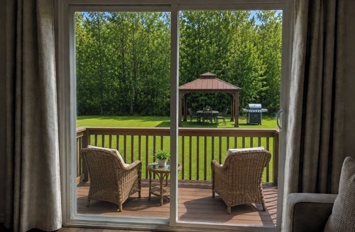 Lake Pearl House | MAJOR INTERNATIONAL SPORTING EVENT! Two Bedroom Private Guest Suite - 5 miles from Boston Gillette Stadium
