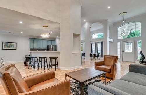 Las Colinas House | Fire Pit + Spacious Yard: Irving Family Home