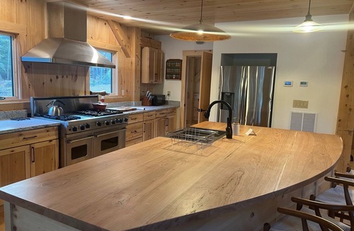 Mount Vernon House | First-year deal! New 4-bedroom post and beam lake house on a semi-private pond.