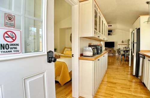 Newburyport Cottage | Former Carriage House on Plum Island Massachusetts