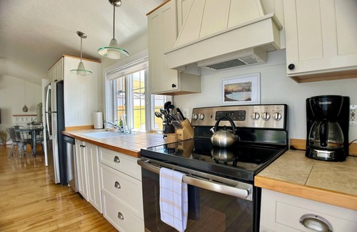 Newburyport Cottage | Former Carriage House on Plum Island Massachusetts