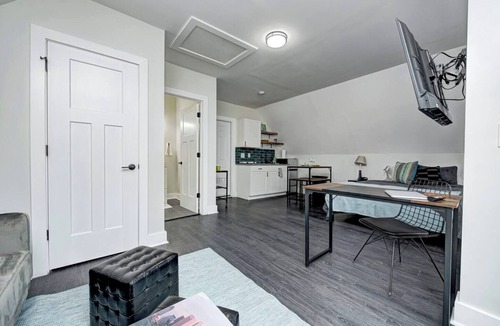 Fountain Square Apartment | Fountain Square Economy Unit