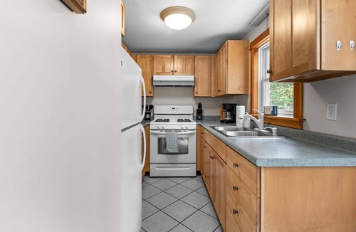 Blue Hill House | Four Lanterns - NEW! 4 Houses in Blue Hill