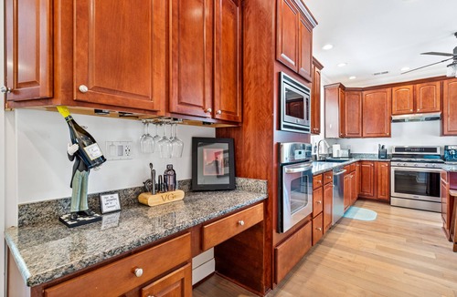 Smithsburg House | Foxfire - Secluded Zen Retreat with Spa & Views