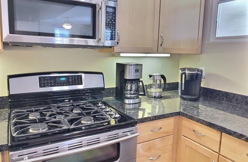 Avila Beach Condo | Fresh look at Shore Pleasure a family fav, steps from beach and downtown