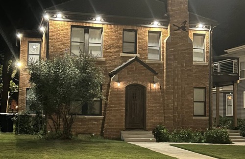 Lincoln Terrace Condo | Fresh remodel in neighborhood with great Architecture from early 1900's.