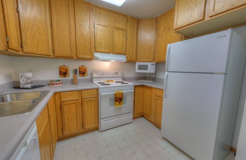 Mendenhall Valley Hotel | Frontier Suites Hotel in Juneau