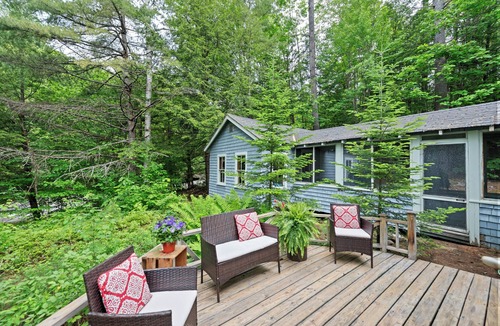 Warren Cottage | Fuller Camp Small Cottage - Riverside - Private Swimming Hole - 175 Acre Estate