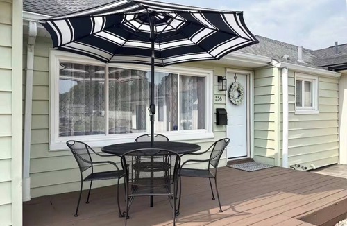 Canton House | Fully furnished 3-bedroom house, newly updated