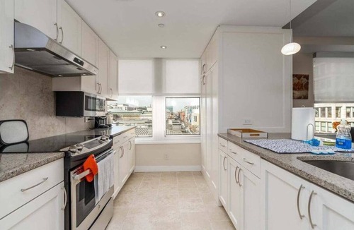 Penn Quarter Apartment | Furnished 2 Bedroom Apartment near National Museum 2 Apts by RedAwning
