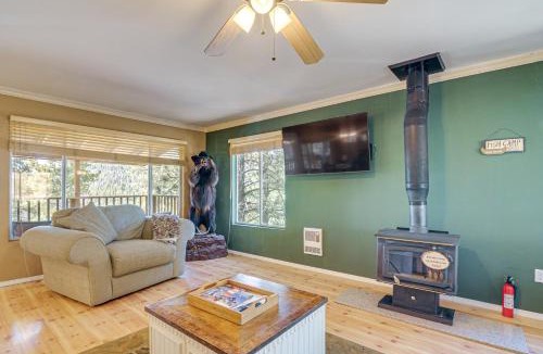 Mammoth Creek House | Furnished Deck & Mountain Views: Panguitch Cabin