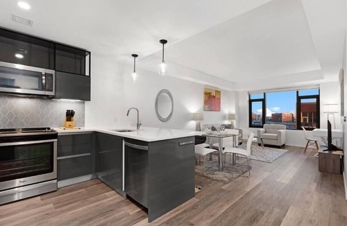 Shawmut Apartment | Furnished Downtown 1BR | Gym & Yoga | South End