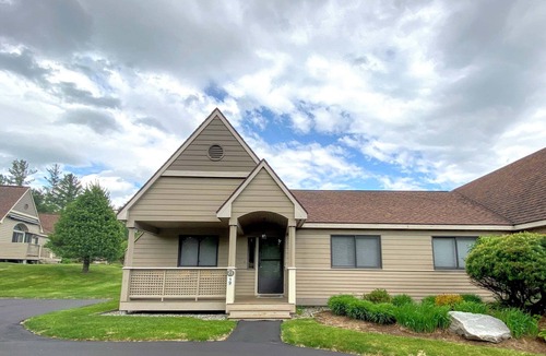 Bretton Woods Villa | Fv21 Warm Fairway Village Townhome