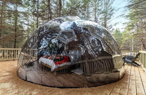 Sullivan Cabin | Gaia Nook-Mirror Dome with Private Bathroom