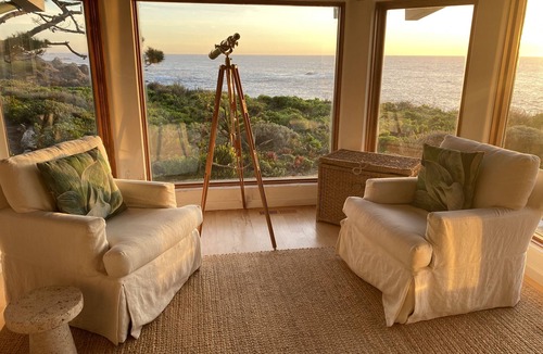 Carmel Riviera House | Gateway to Big Sur, 10 min to Carmel restaurants. Pebble Beach 8 miles away