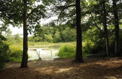 Rochester Resort | Gateway to Cape Cod Vacation Cottage 9