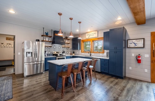 Oakland House | Gathering Place: Lakefront w. boat slip | Dog friendly | Hot tub | Fire pit