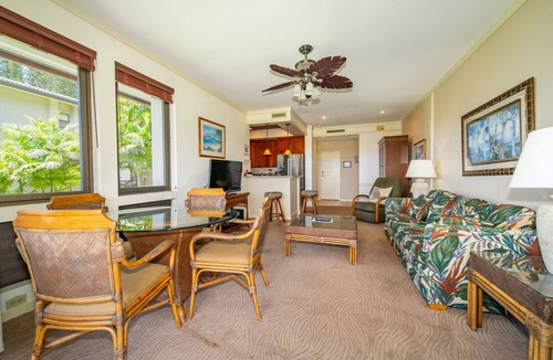 Kapalua Hotel | Golf Villas Partial Ocean View 1 Bedroom at The Kapalua Villas Maui