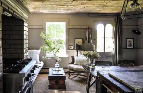 Wingdale House | Gorgeous 1822 Farmhouse and gardens, featured in Better Homes & Gardens Magazine