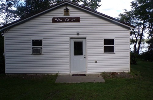 Stetson Cottage | Gorgeous 2-bedroom cottage with AC in charming Stetson