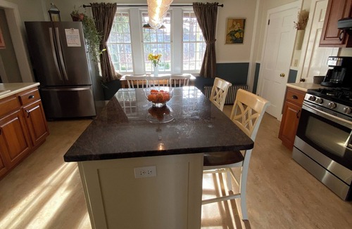 Sunderland House | Gorgeous 2-bedroom house next to famous Button Ball Tree in Sunderland